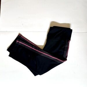 Joe Fresh cropped athletic leggings